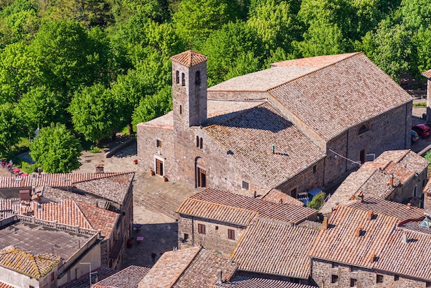 Middeleeuws dorp Radicofani van bovenaf gezien Toscane Italië toeristische bestemming Details close-up