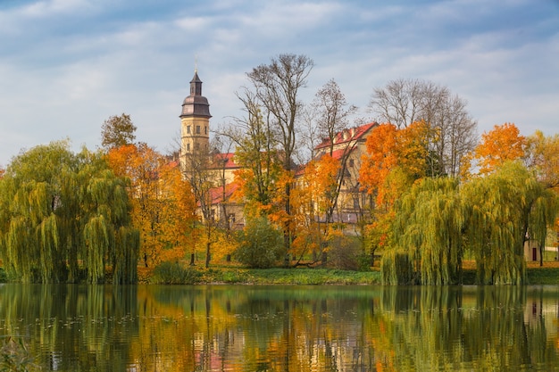 Middeleeuws kasteel in Niasvizh, Wit-Rusland