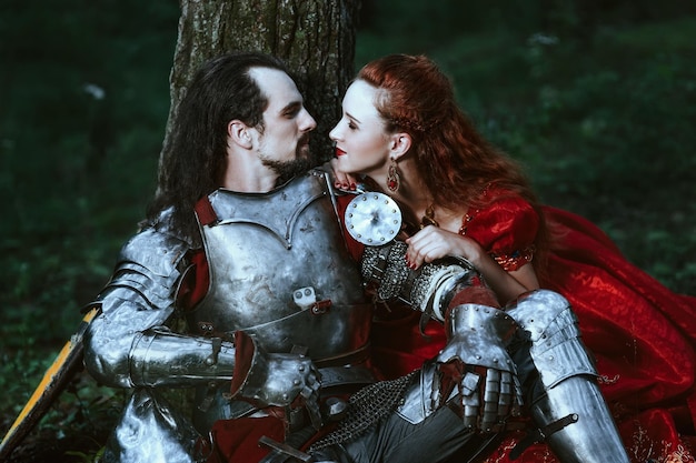 Middeleeuwse ridder met dame