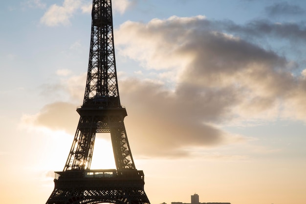 에펠 탑 파리 프랑스의 중간 부분