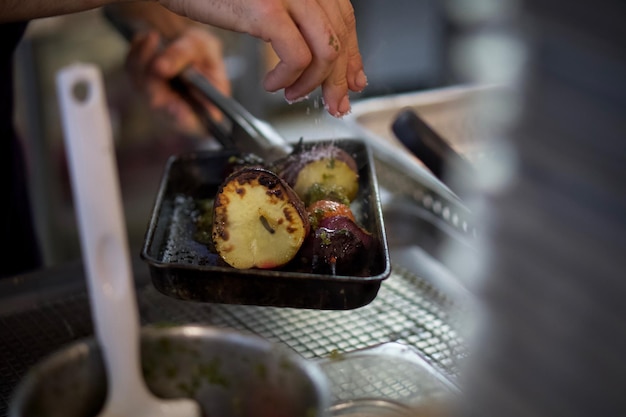 Photo midsection of man preparing food