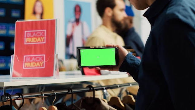 Photo midsection of man using digital tablet