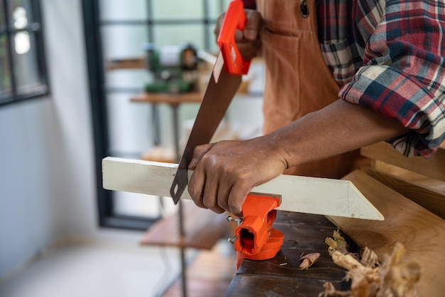 Photo midsection of man working on table