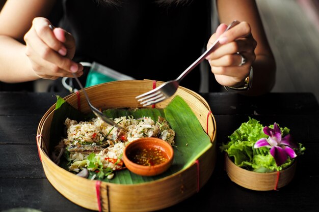 Photo midsection of woman preparing food