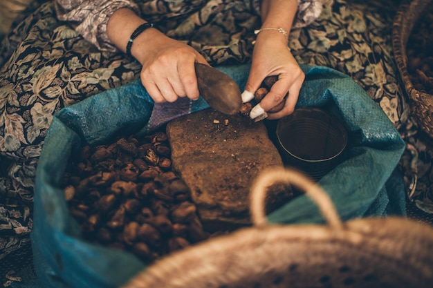 Photo midsection of woman preparing food