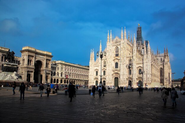 Photo milan cathedral vittorio emanuele ii gallery italy