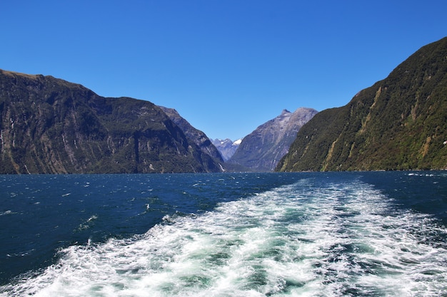 Milford sound fjord, nuova zelanda