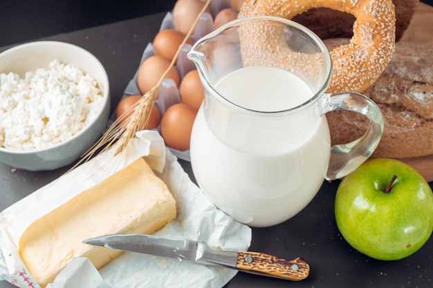 Foto latte e prodotti da forno