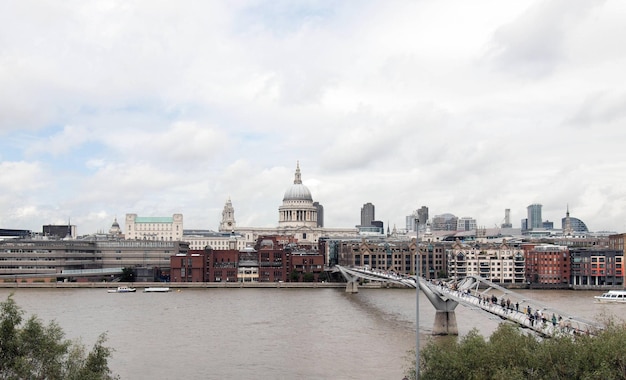 Millenniumbrug in Londen