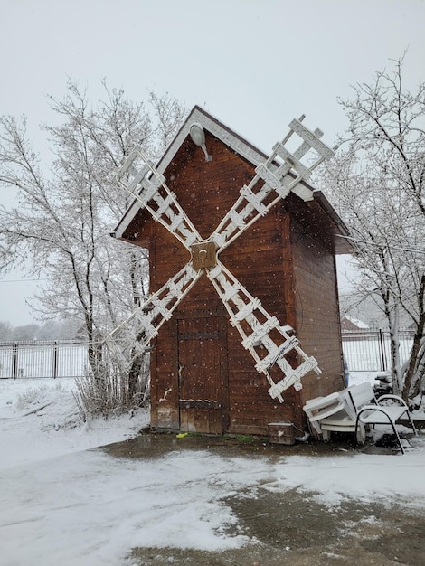 Фото Мельницы в снегу