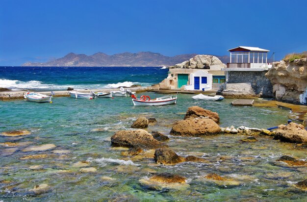 Milos - tradizionale villaggio di pescatori mandrakia, bellissime isole della grecia, cicladi