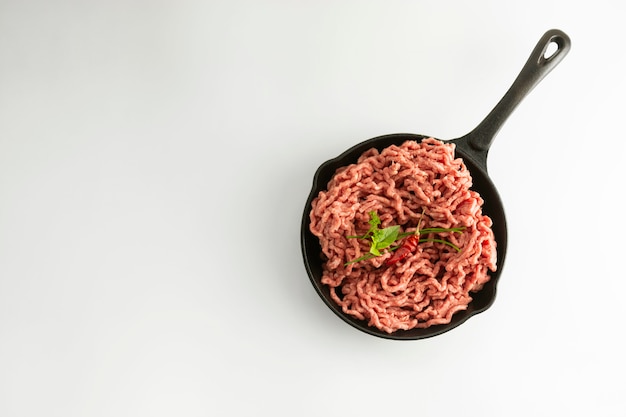 Photo minced beef red uncooked meat
