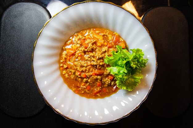 Minced pork noodles red soup