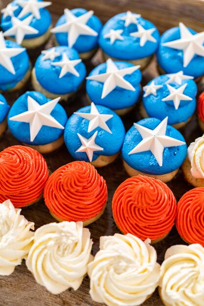 Mini cupcakes met Amerikaanse vlag.