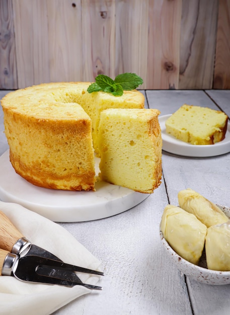 Foto mini durian chiffon cake una tipica variazione di torta asiatica