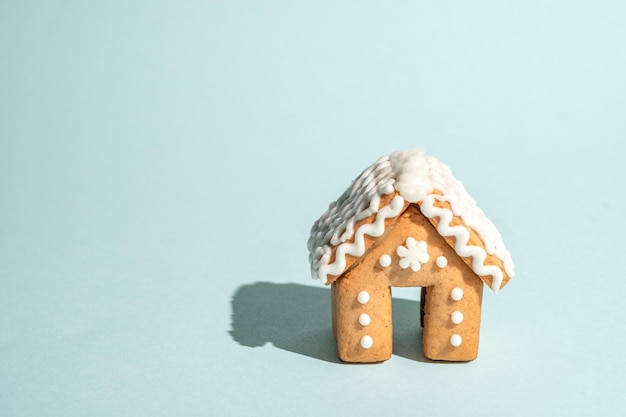 Mini gingerbread house