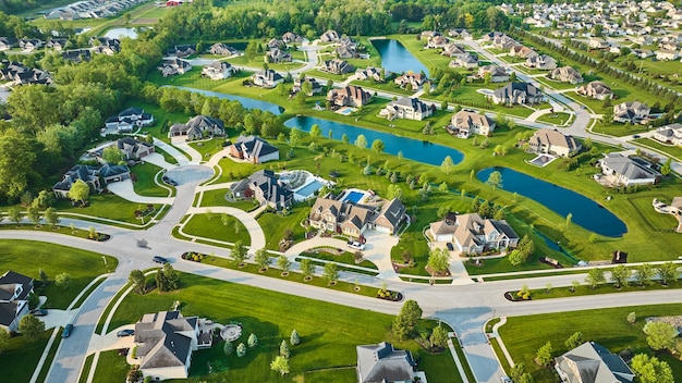 Photo mini mansions on four ponds rich neighborhood milliondollar homes