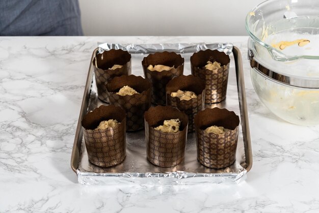 Mini-paasbrood kulich