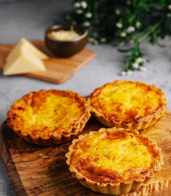 Mini quiche lorraine with cheddar cheese