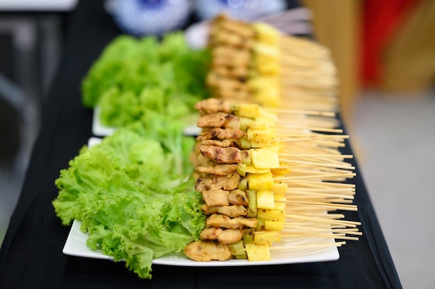 Foto mini varkensvlees satay