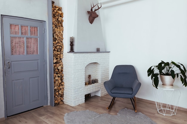 Minimalist vintage living room design