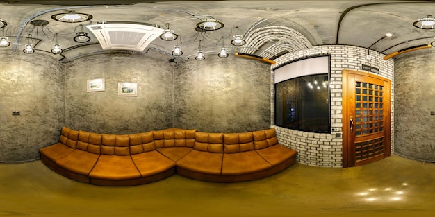 MINSK BELARUS 2015년 10월 31일 피아노와 현대적인 공동 작업의 세련된 휴게실 방의 파노라마 정방형 구형 프로젝션 VR 콘텐츠의 전체 360 x 180 원활한 파노라마