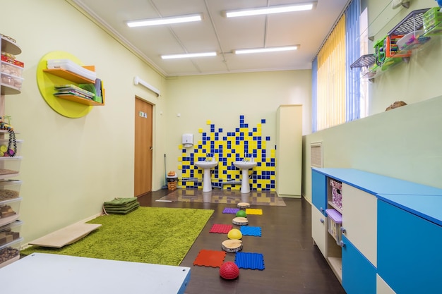 MINSK WIT-RUSLAND JANUARI 2020 interieur van de klas voor de ontwikkeling van kinderen