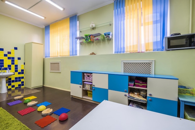 MINSK WIT-RUSLAND JANUARI 2020 interieur van de klas voor de ontwikkeling van kinderen