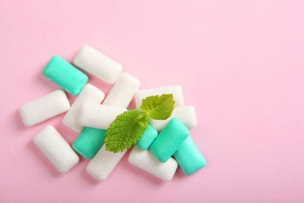 Mint chewing gum and mint on the table fresh breath oral care