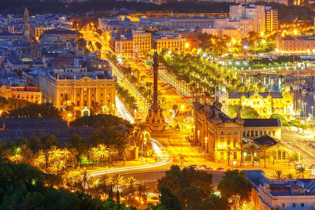 Mirador de Colom 's nachts Barcelona Spanje