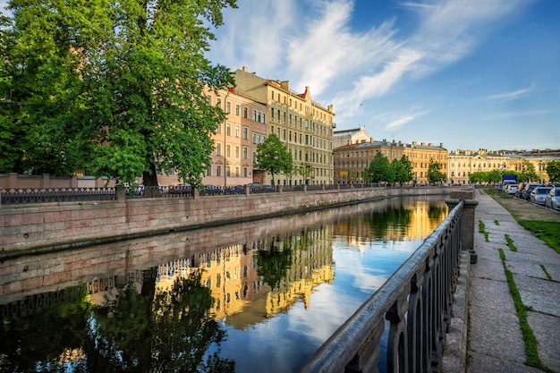 Mirror channels of St. Petersburg