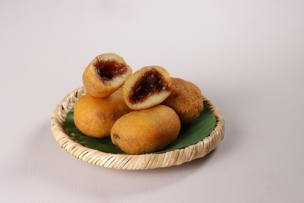 Misro or ento cothot or klenyem is Indonesian traditional fritters made from deep fried cassava