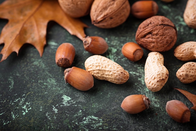 Mix of different nuts. Walnuts, peanuts and hazelnuts 