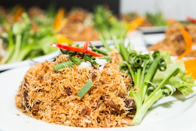 mixed crispy rice noodle