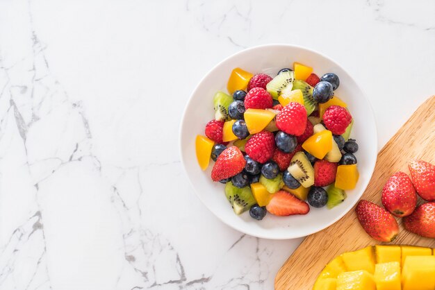 mixed fresh fruits 