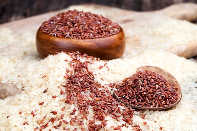 Mixed rice of several types before cooking