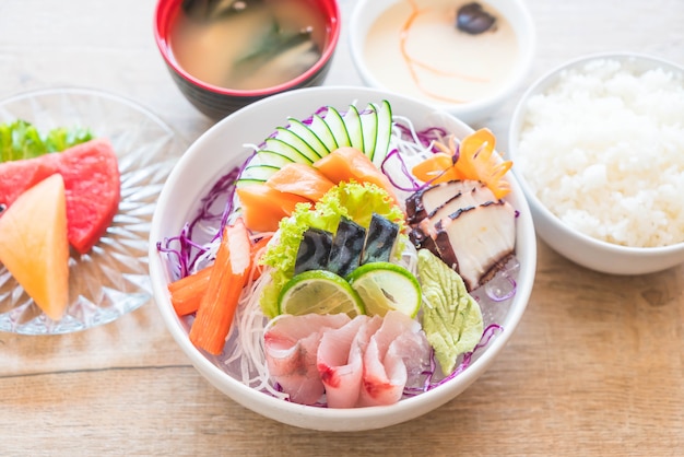 Photo mixed sashimi set