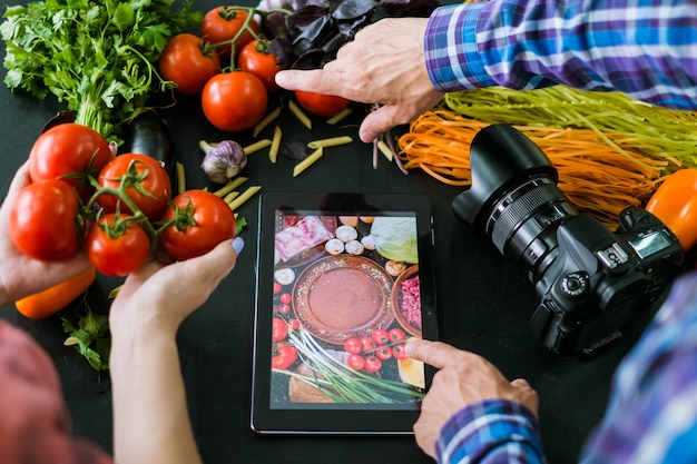 Mobiele food fotografie advertentie foto e-commerce technologie concept