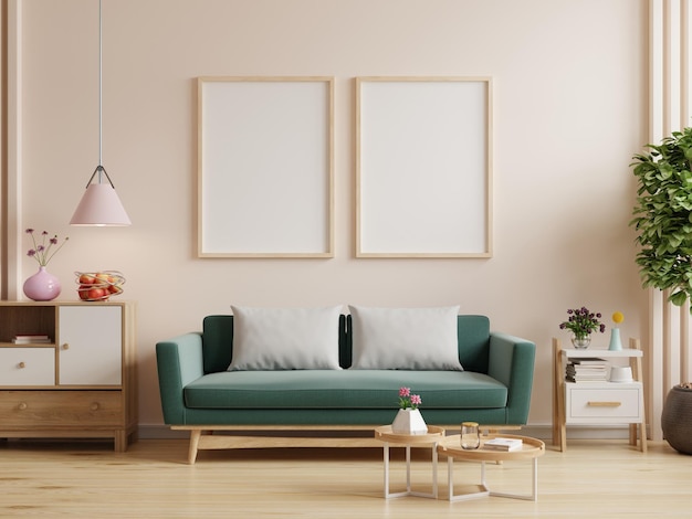 Макет рамки плаката в современном интерьере с зеленым диваном и минимальным декором