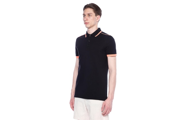 男性の黒いTシャツのモックアップ