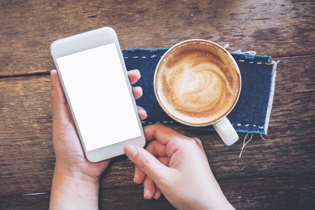 Mockup phone with coffee cup