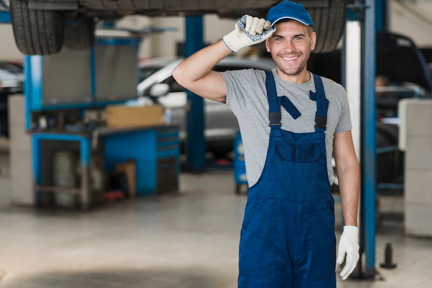 modern automobile mechanic composition