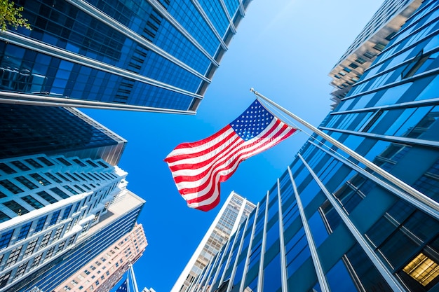 사진 미국 국기가 있는 현대적인 건물