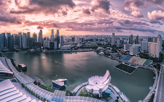 Modern buildings of Singapore skyline landscape in business district 