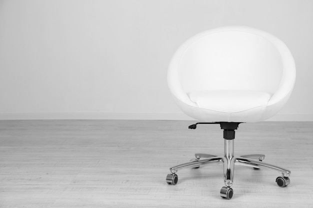 Photo modern chair in room on white background