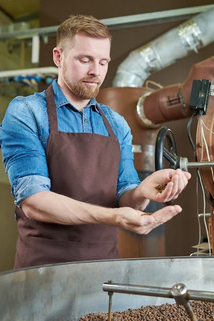 Modern Coffee Roaster by Drum Machine