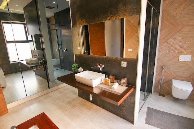 Bagno dal design moderno foto premium