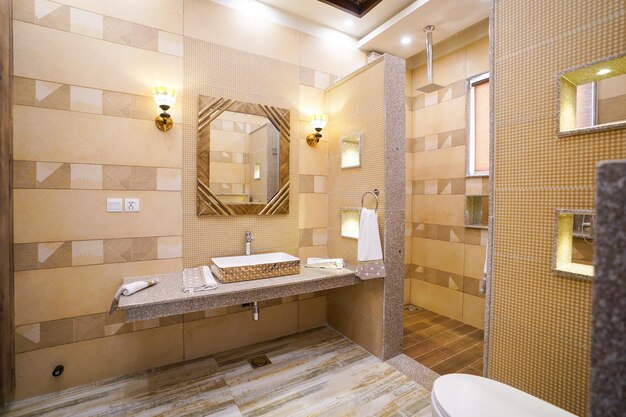 Ванная комната в современном стиле Premium Фотографии