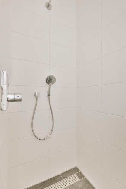 Modern shower stall