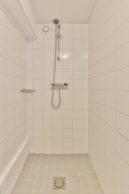 Modern shower stall